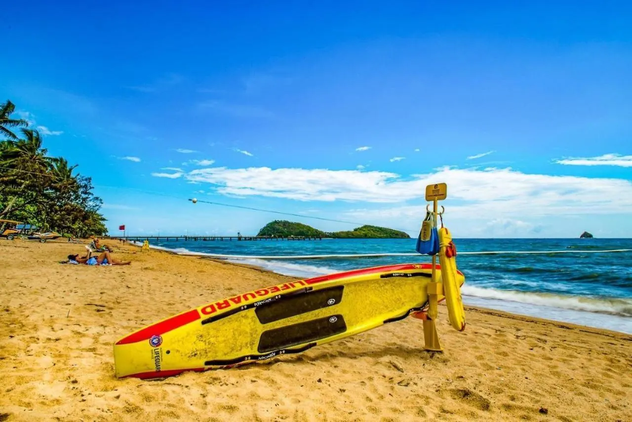 Oasis 8 At Palm Cove Apartment Australia