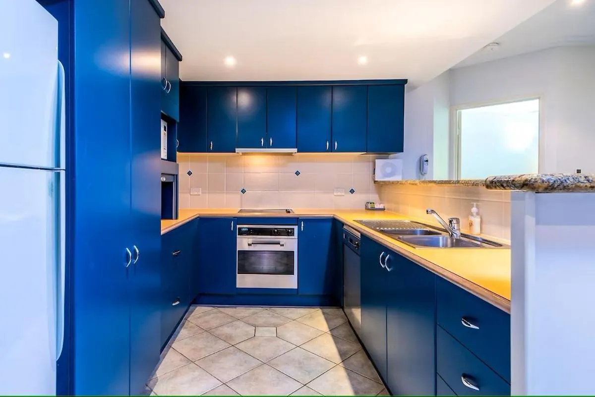 Oasis 8 At Palm Cove Apartment Australia