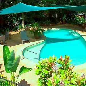 Aquatica - Luxe Holiday home